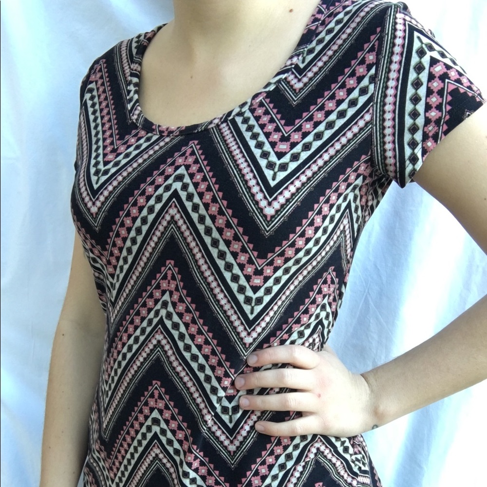 Zig zag top